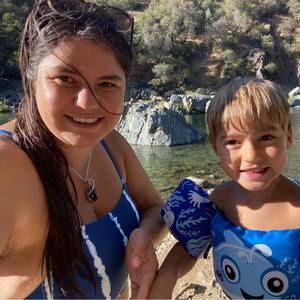 Meet your Posher, Emily